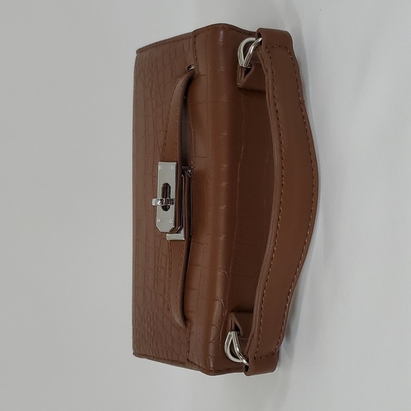 NEW BROWN CROC EMBOSSED FAUX LEATHER SMALL SATCHEL CROSSBODY BAG - Picture 9 of 13